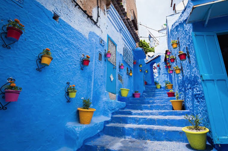 la couleur bleu de la ville de Chefchaouen Pourquoi la ville de Chefchaouen au Maroc est entièrement bleue?