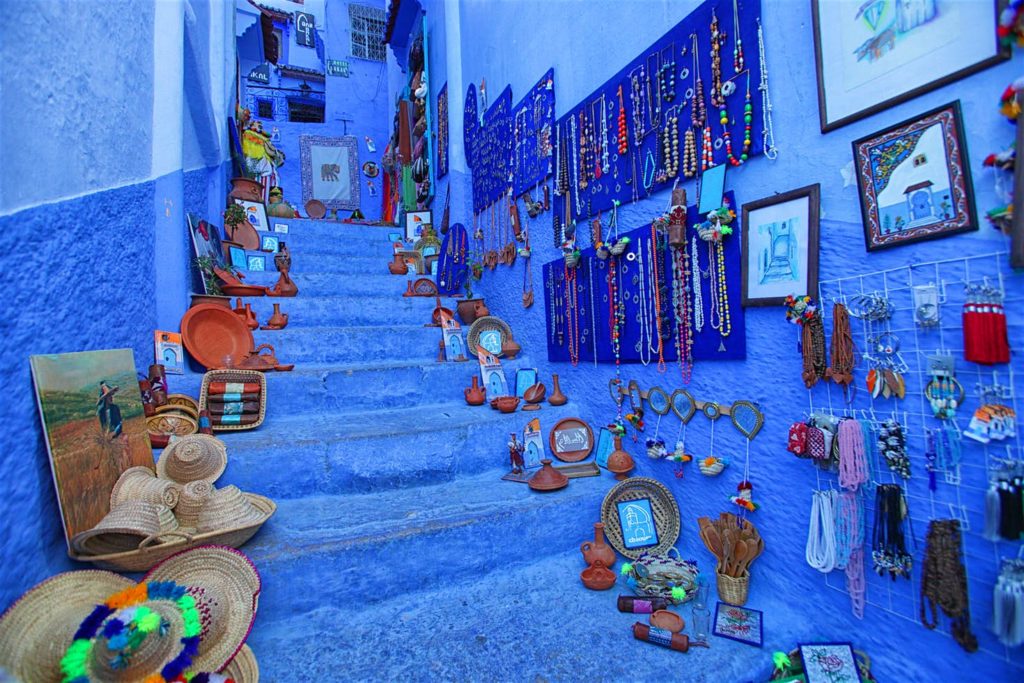 la couleur bleu de la ville de Chefchaouen Pourquoi la ville de Chefchaouen au Maroc est entièrement bleue?