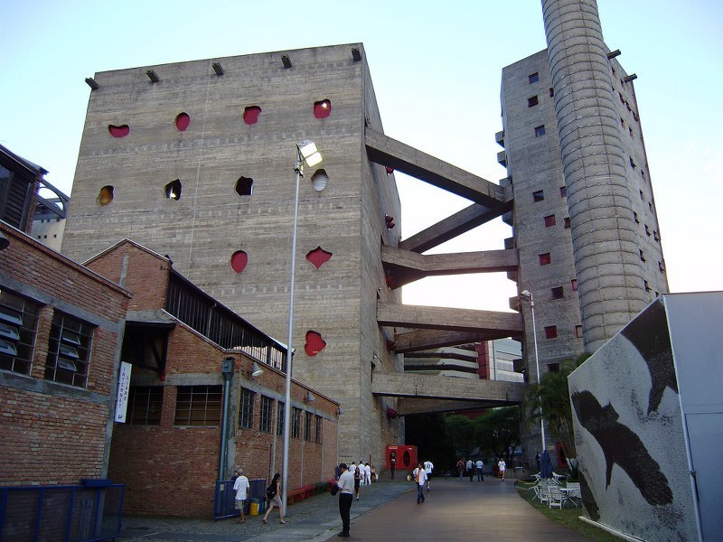 Lina Bo Bardi Centre de loisirs SESC Pompeia