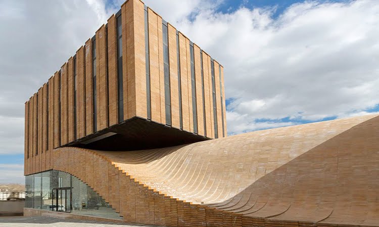 8 façades en brique