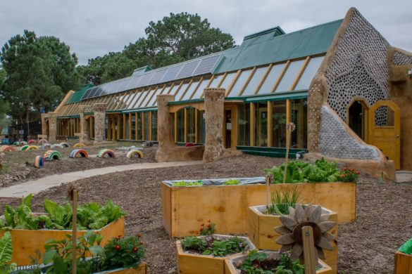 Maison Earthship par Michael Reynolds