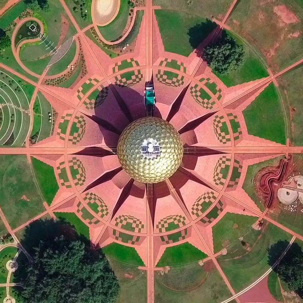 Matri Mandir, Auroville