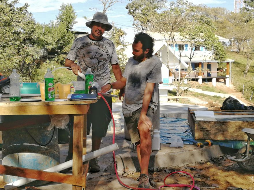 Je viens de terminer la construction de cette superbe maison de designer a Costa Rica